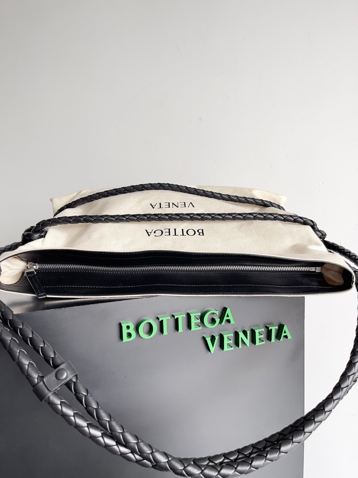 ** Bottega Veneta Limited Edition Rope Canvas Tote Bag - 2023

**