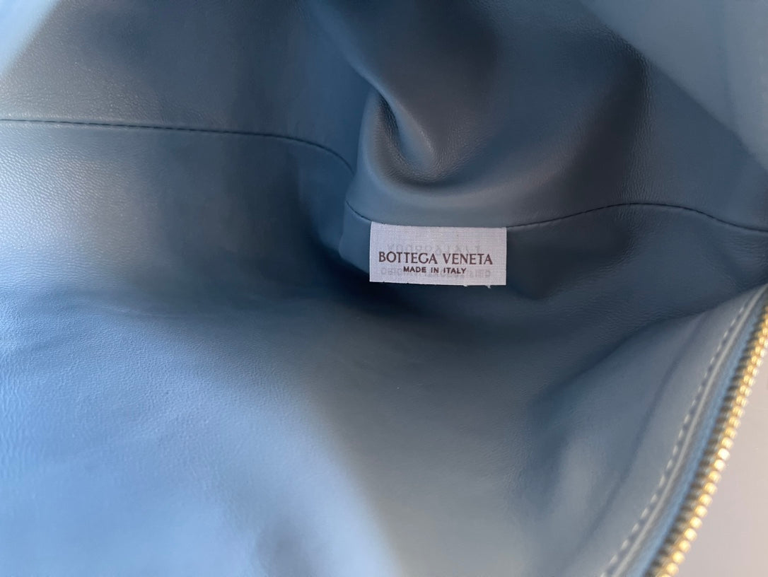 ** BvWallace Intrecciato Shoulder Lunch Bag

**