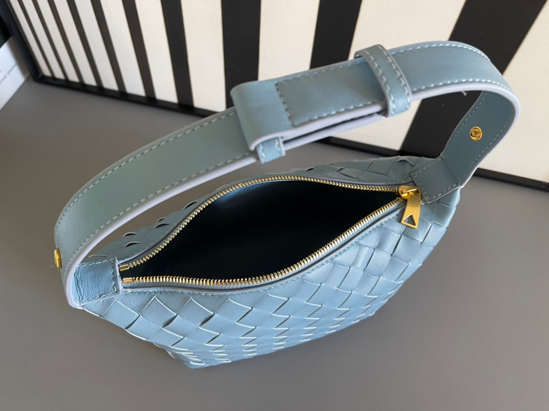 ** BvWallace Intrecciato Shoulder Lunch Bag

**