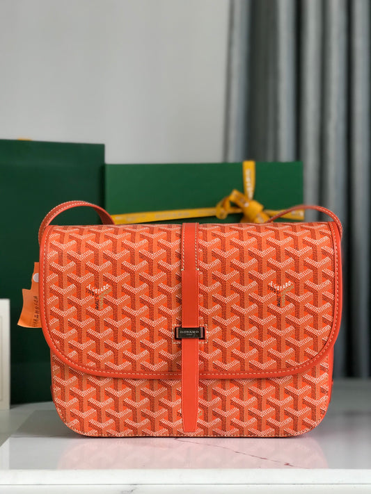 ** Goyard Belvédère 2 Bag - Elegant Crossbody & Shoulder Bag

**