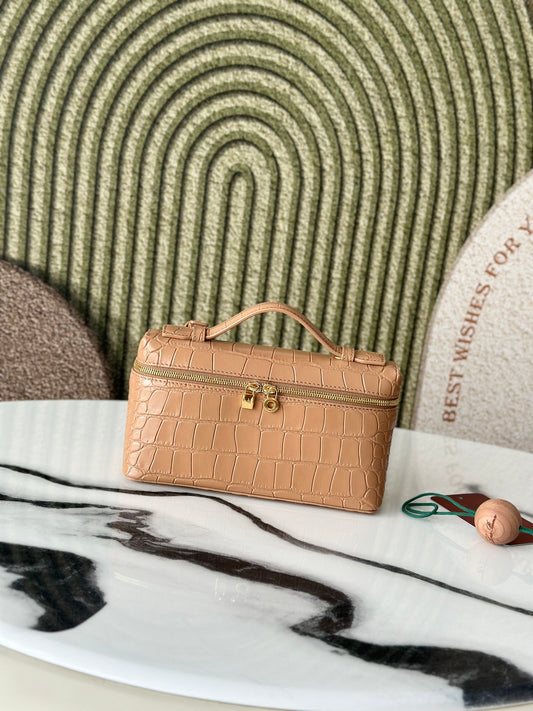 ** L19 Crocodile Pattern Peach Fairy Handbag - Stylish Crossbody & Top Handle

**