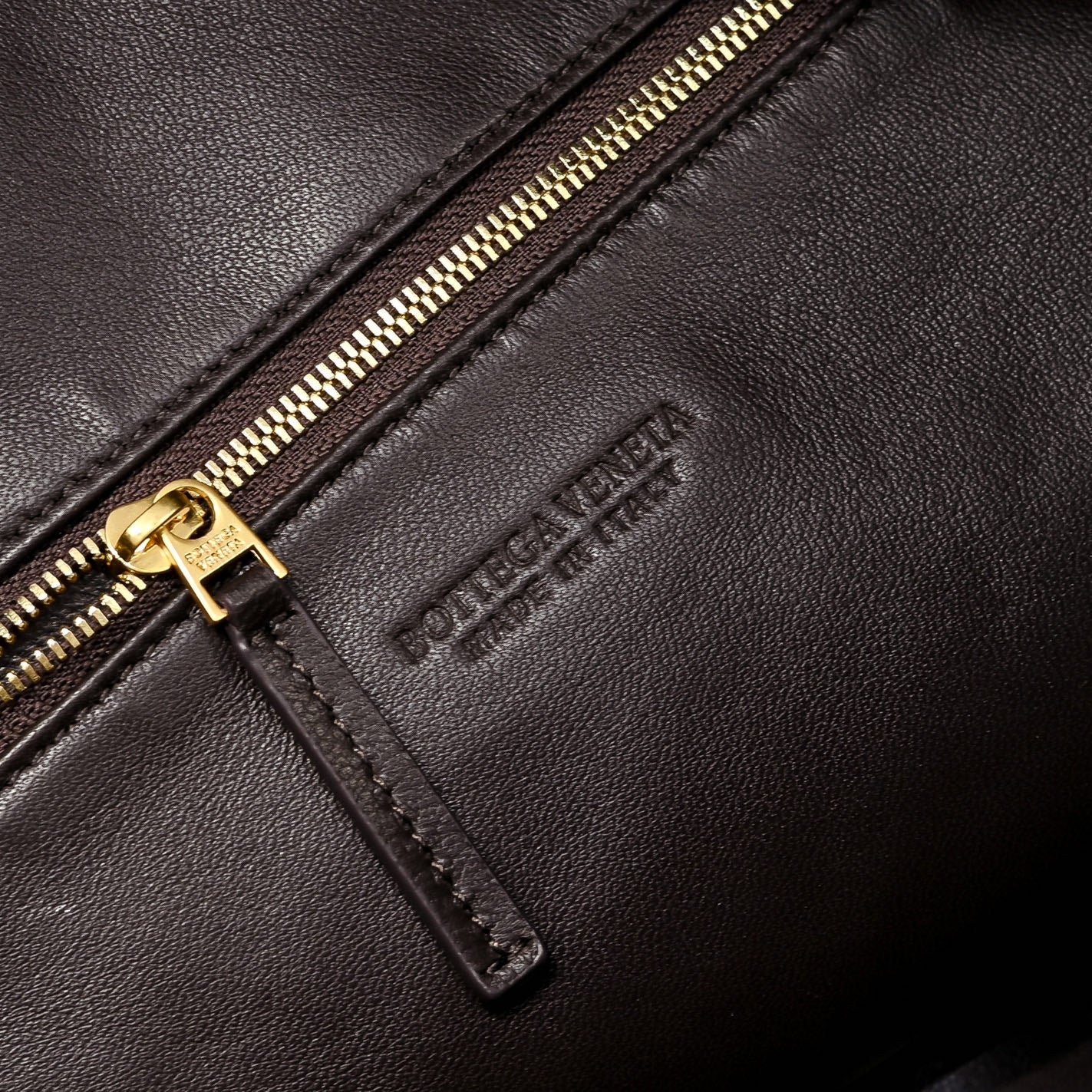 ** JODIE Oversized Sheepskin Weave Bag

**