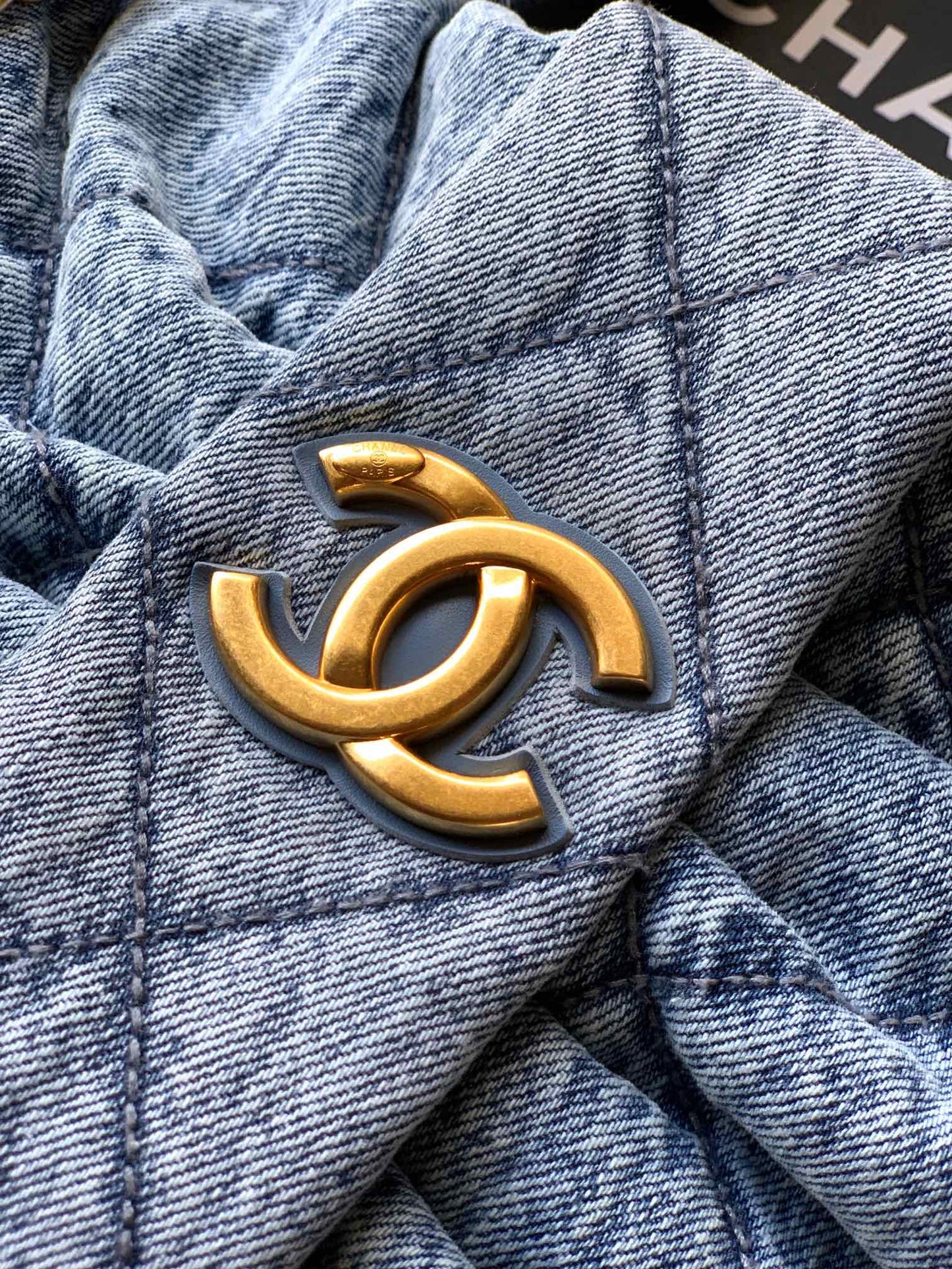 "Danny Denim Butterfly Bag - Chic and Durable Handbag"